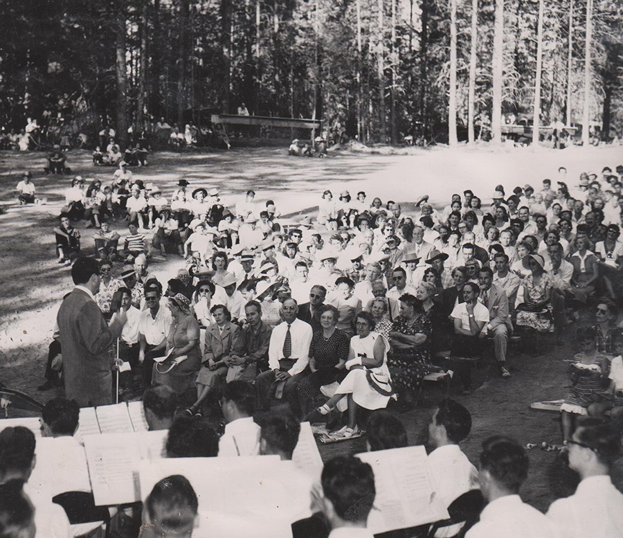 The Holmes Ampitheatre opening in 1949.